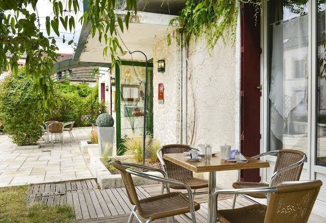 Hotel Saint Cyr Image