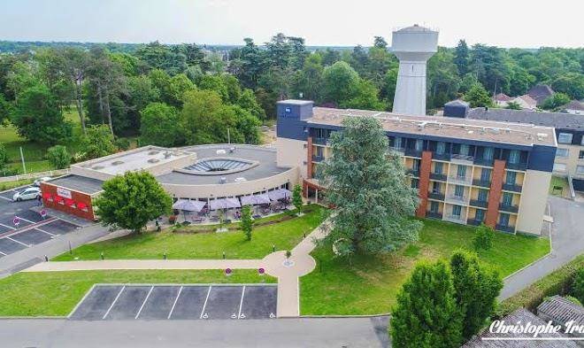 Best western la porte des chateaux