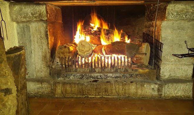 Hotel restaurant accendi pipa