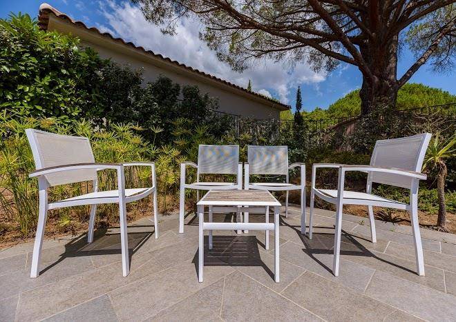 Les Pins De Santa Giulia Image