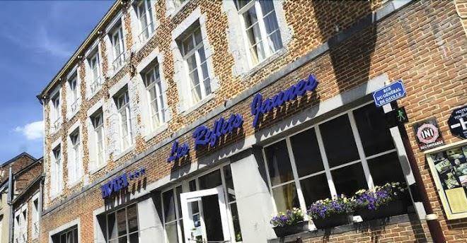 Hotel Les Reflets Jaunes Image