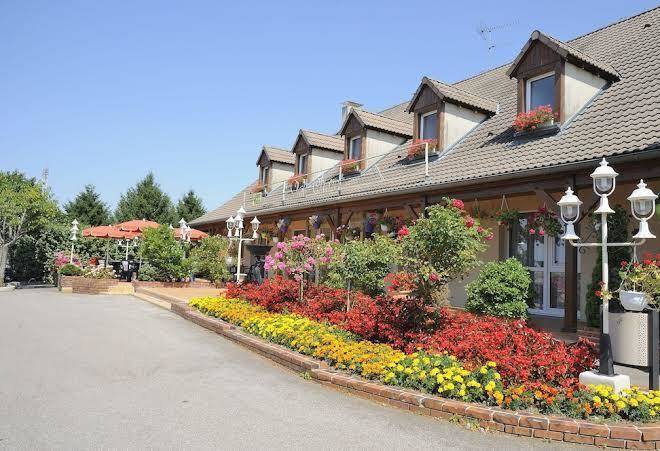 Hotel le val moret