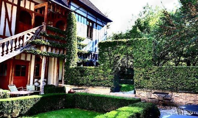 La maison de rhodes