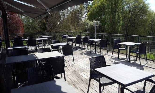 Logis hotel le cadusia