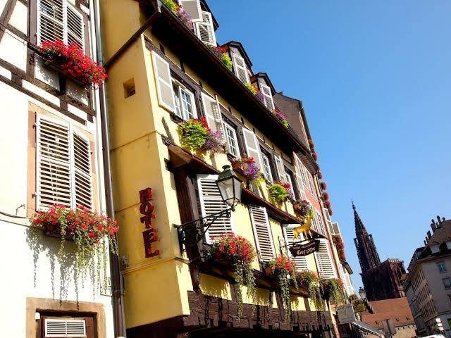 Logis hotel au cerf d'or