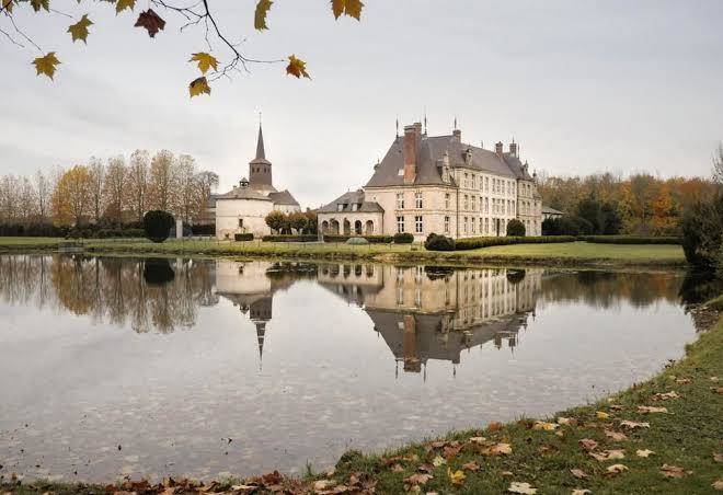 Chateau de vitry la ville