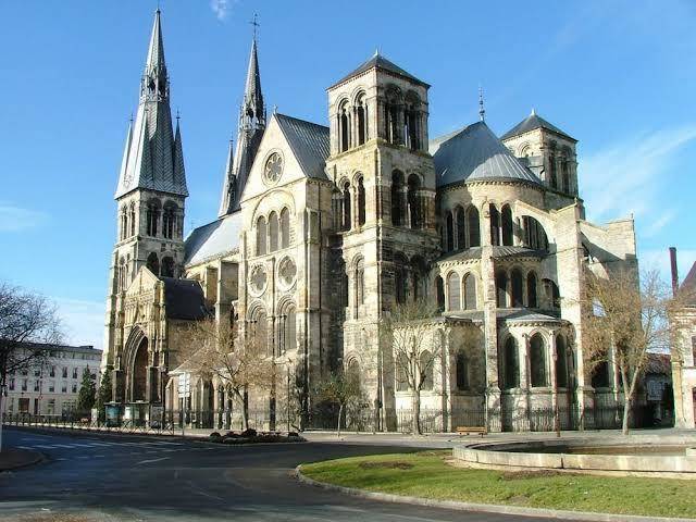 Hotel premiere classe chalons en champagne