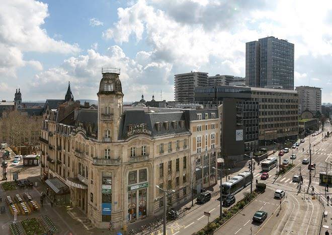 Hotel foch