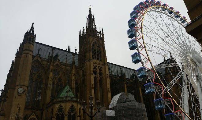 Hotelf1 metz centre devant les ponts
