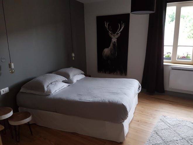 La Piece Montee Image