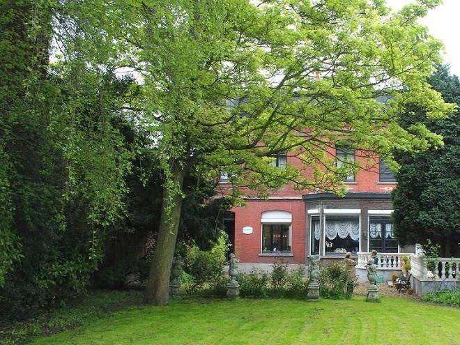 Au Chat Perche Image