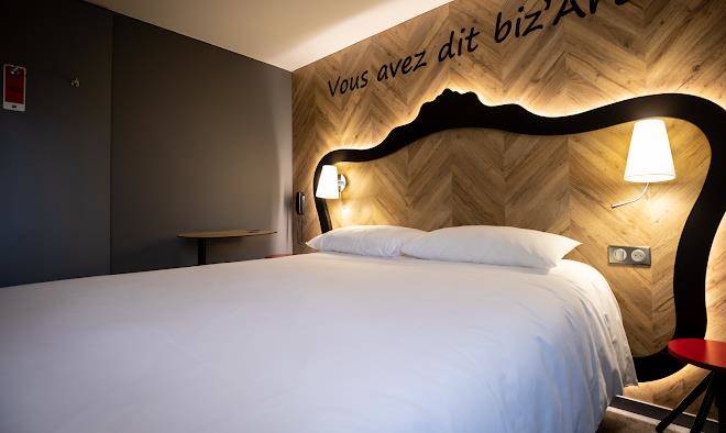 Ibis styles douai gare gayant expo