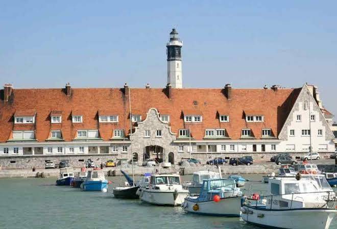 Hotel Novotel Suites Calais Coquelles Tunnel Sous La Manche Image