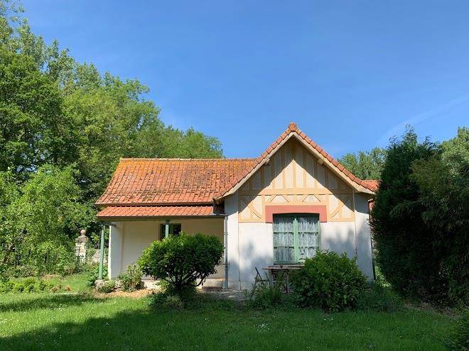 Manoir de bois en ardres