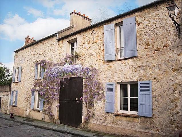 Chambres d'hotes bed and beige