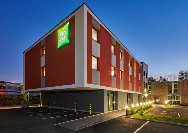 Hotel ibis styles evry lisses
