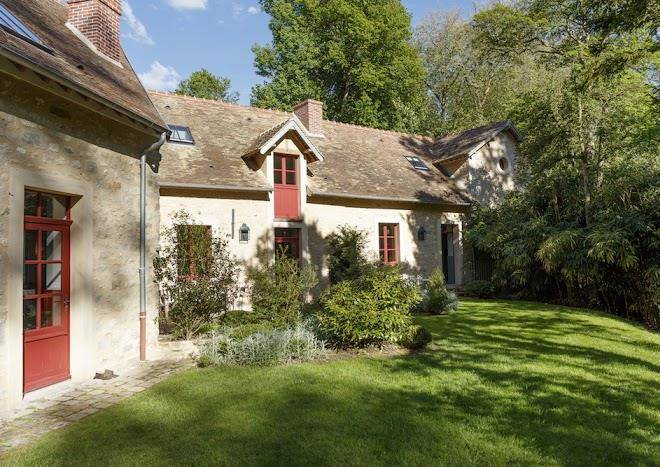 Pierres d'histoire le hameau de courances