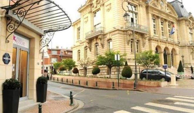 Hotel mercure paris suresnes longchamp