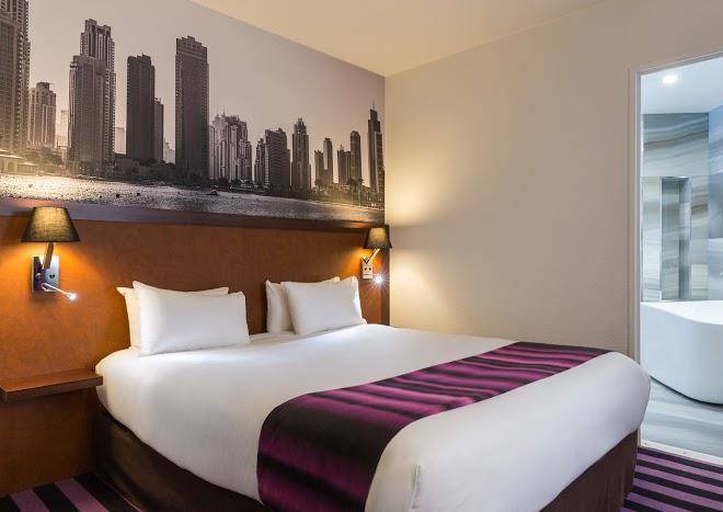 Hotel The Originals Nanterre La Defense Image