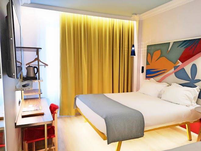 Hotel De La Paix Paris Image