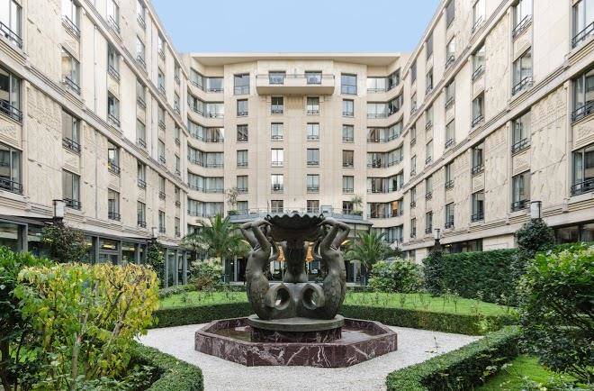 L'hotel du collectionneur
