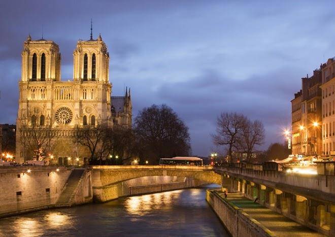 Hotel Du Commerce Image