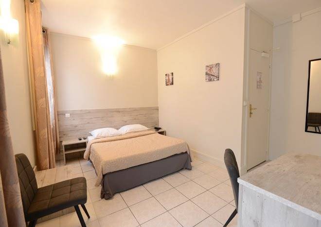 Hotel du mont louis