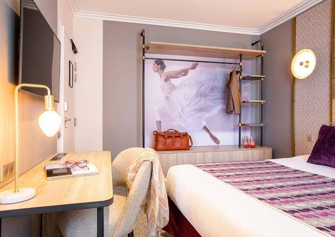 Hotel Nude Paris Image