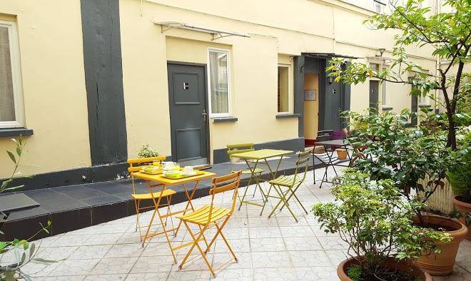 Hotel Parisiana Image