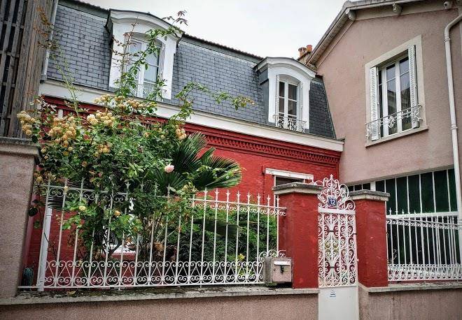 La maison rouge