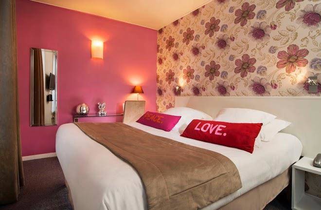 Soft hotel