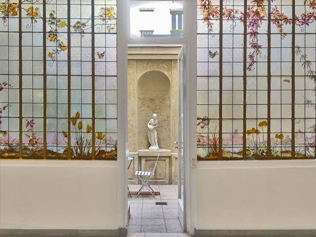 Hotel touring paris