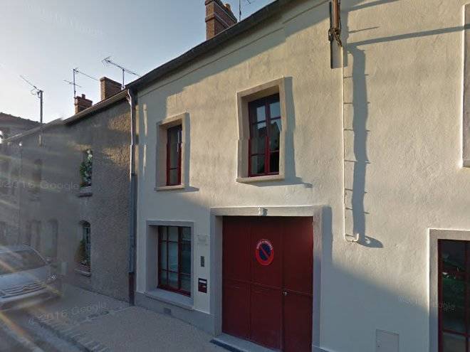 Le nid d'hirondelles