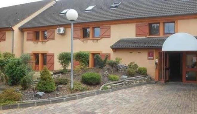 Mondhotel chelles