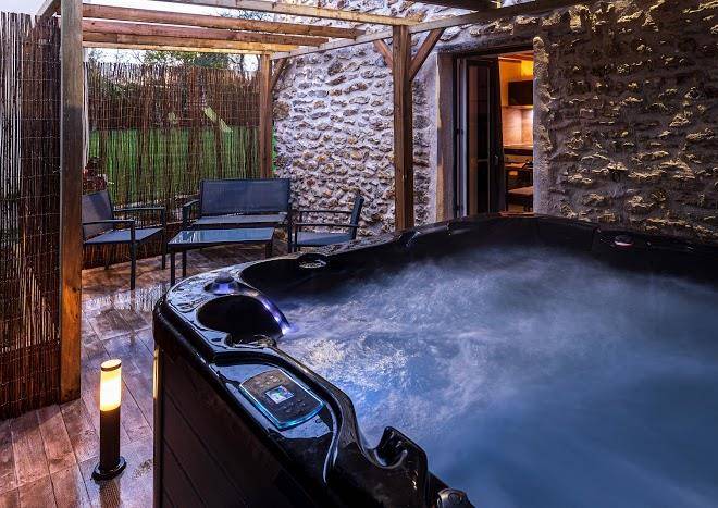 Suite spatio jacuzzi privatif