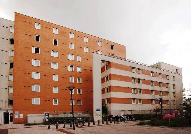 Sejours & affaires pantin charles de gaulle