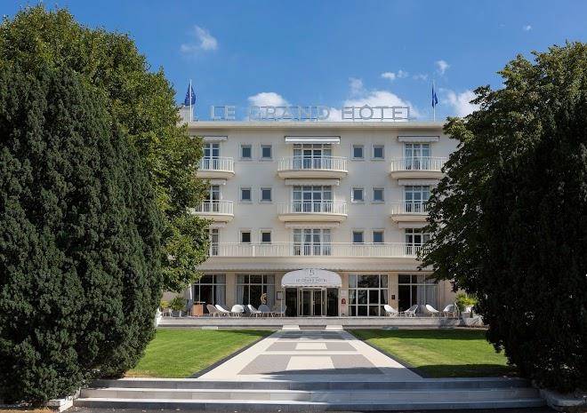 Hotel barriere le grand hotel