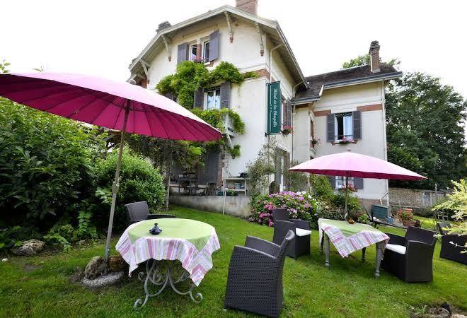 Hotel de la chapelle en vallee de chevreuse
