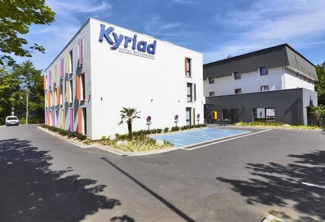 Hotel Kyriad Saint Quentin En Yvelines Image