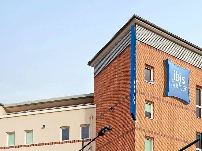 Ibis budget mantes la jolie Sully