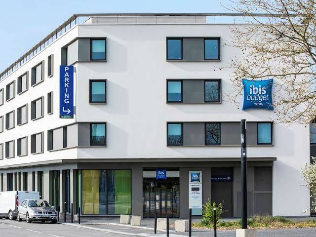 Ibis budget saint quentin en yvelines velodrome