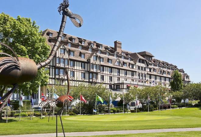 Hotel barriere l'hotel du golf