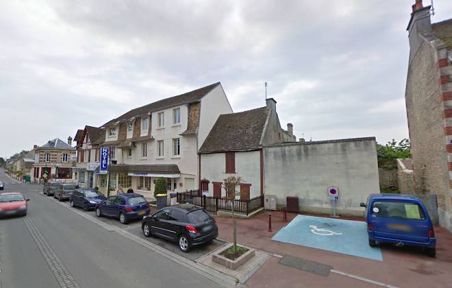 Hotel de lion sur mer