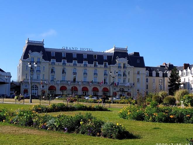 Hotel De Paris Cabourg Image