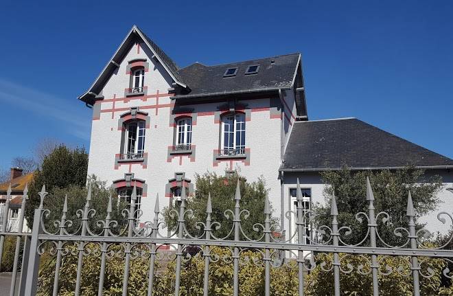 Le manoir d'a cote