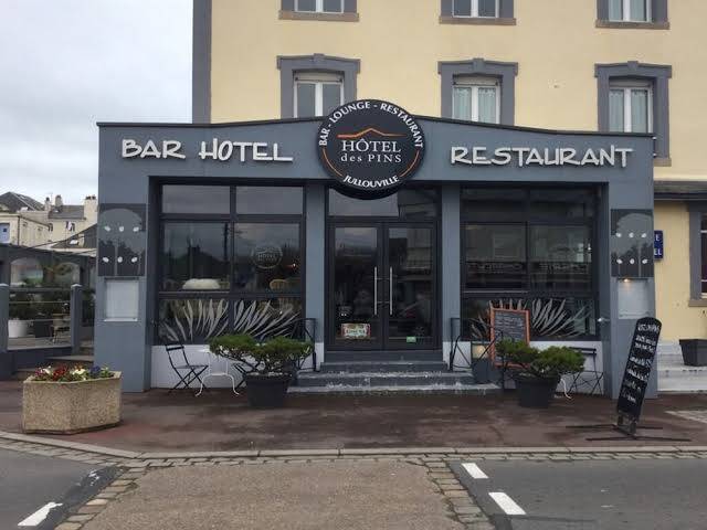 Hotel Et Restaurant Des Pins Image