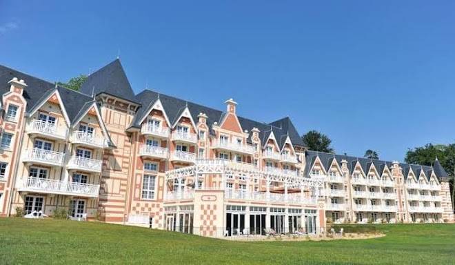 Bo resort