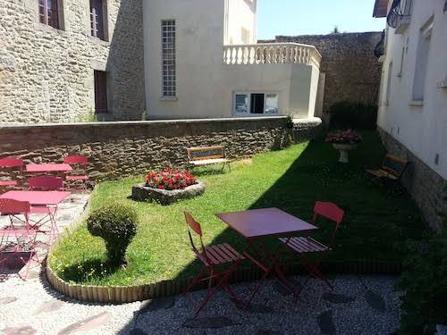 Hotel le chapeau rouge