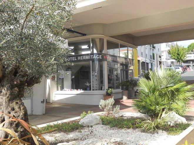 Brit Hotel Hermitage Image