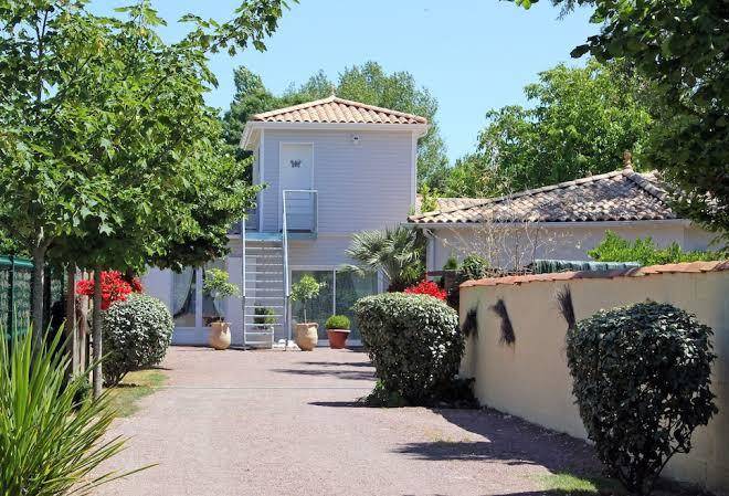 Le Clos Des Romarins Image